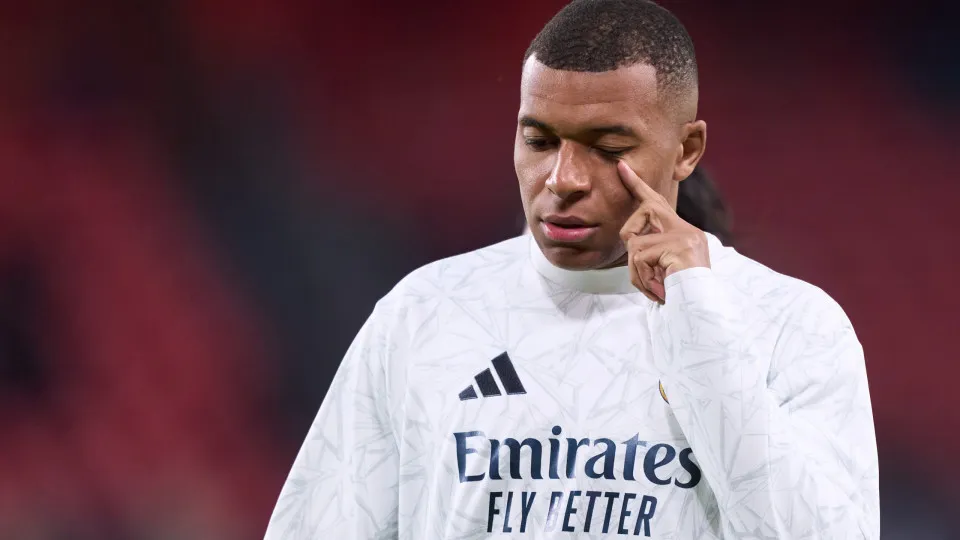 Mbappé é cortado da França por lesão no tornozelo, mas não preocupa Real Madrid