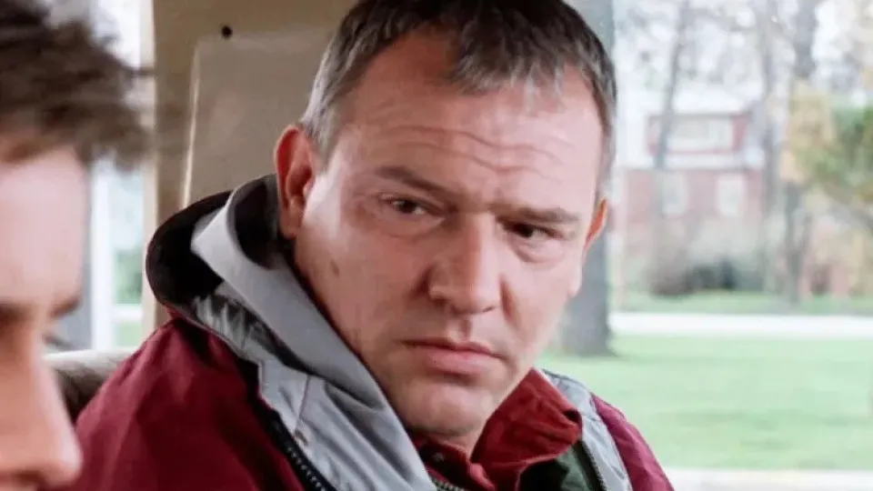 Morre Ron Dean, ator de “Clube dos Cinco” e “O Cavaleiro das Trevas”