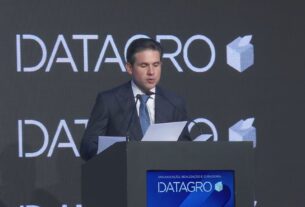 Motta defende aumentar para 35% o percentual de etanol na gasolina