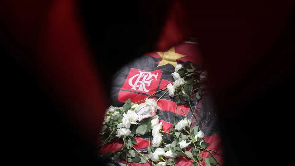 Ninho do Urubu: famílias de jovens criticam "falha grave da Justiça"