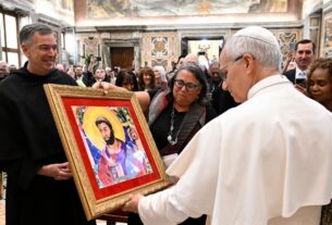 O Papa: migrantes e refugiados podem ser testemunhas privilegiadas de esperança