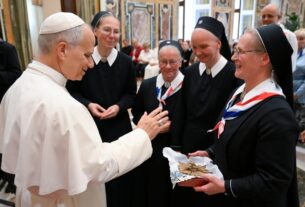 Papa a peregrinos católicos da Rússia: com o amor cristão, aquecer a frieza dos corações