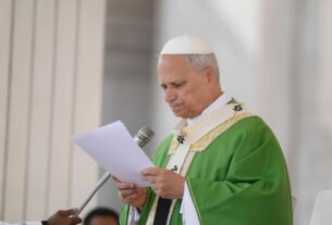 Papa: apelo pelo fim da violência na Ucrânia e proximidade ao Peru