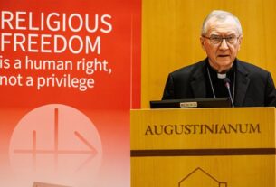 Parolin: direito à liberdade religiosa, baluarte essencial mas frágil