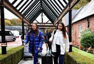 Seleção feminina se apresenta para amistosos com Inglaterra e Itália