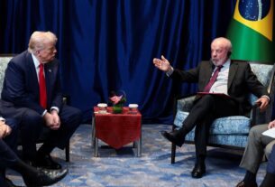 Trump diz que gosta de Bolsonaro, mas afirma que Lula foi 'perseguido' no passado
