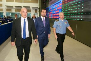 Alcolumbre recebe ministro do STF Alexandre de Moraes no Senado e discute segurança pública do Rio