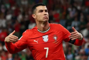 Cristiano Ronaldo se coloca acima de Lionel Messi