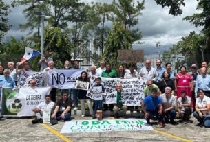 Equador, Igreja na linha de frente contra as minas que devastam e matam