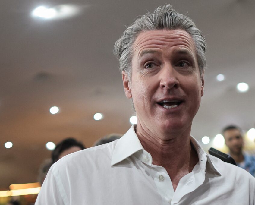 EUA cedem liderança à China, diz governador da Califórnia