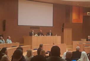 Fernández: “Mater Populi Fidelis” é um sinal de cuidado pela fé do povo de Deus