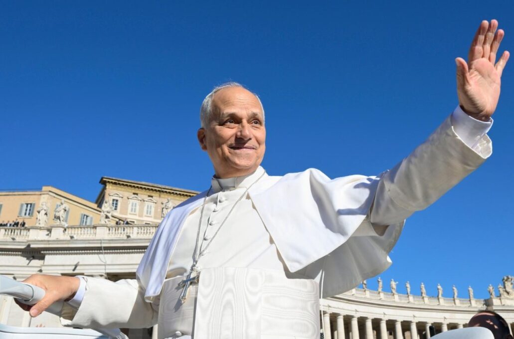 O Papa: a Igreja precisa de pastores santos, não de funcionários solitários