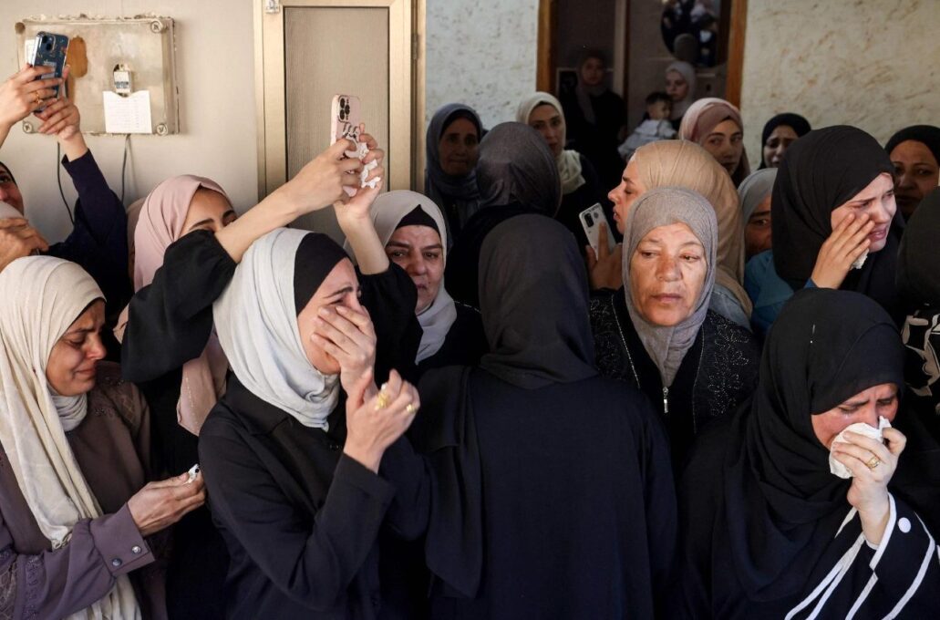 O Papa: cessem os combates e se dedique todo esforço nas negociações