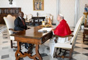 O Papa recebe o presidente da África do Sul