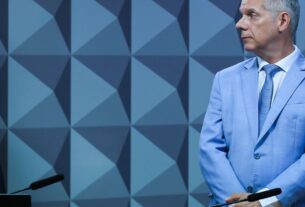 PF diz que ex-presidente do INSS recebia R$ 250 mil mensais de propina