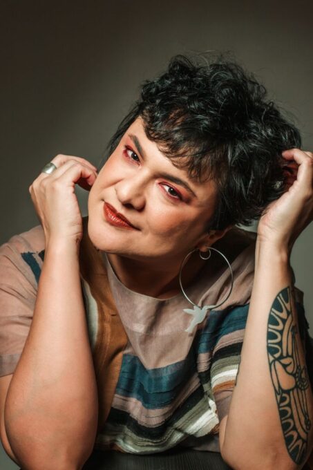 Professora da UEG assina trilha sonora de evento de moda na Europa