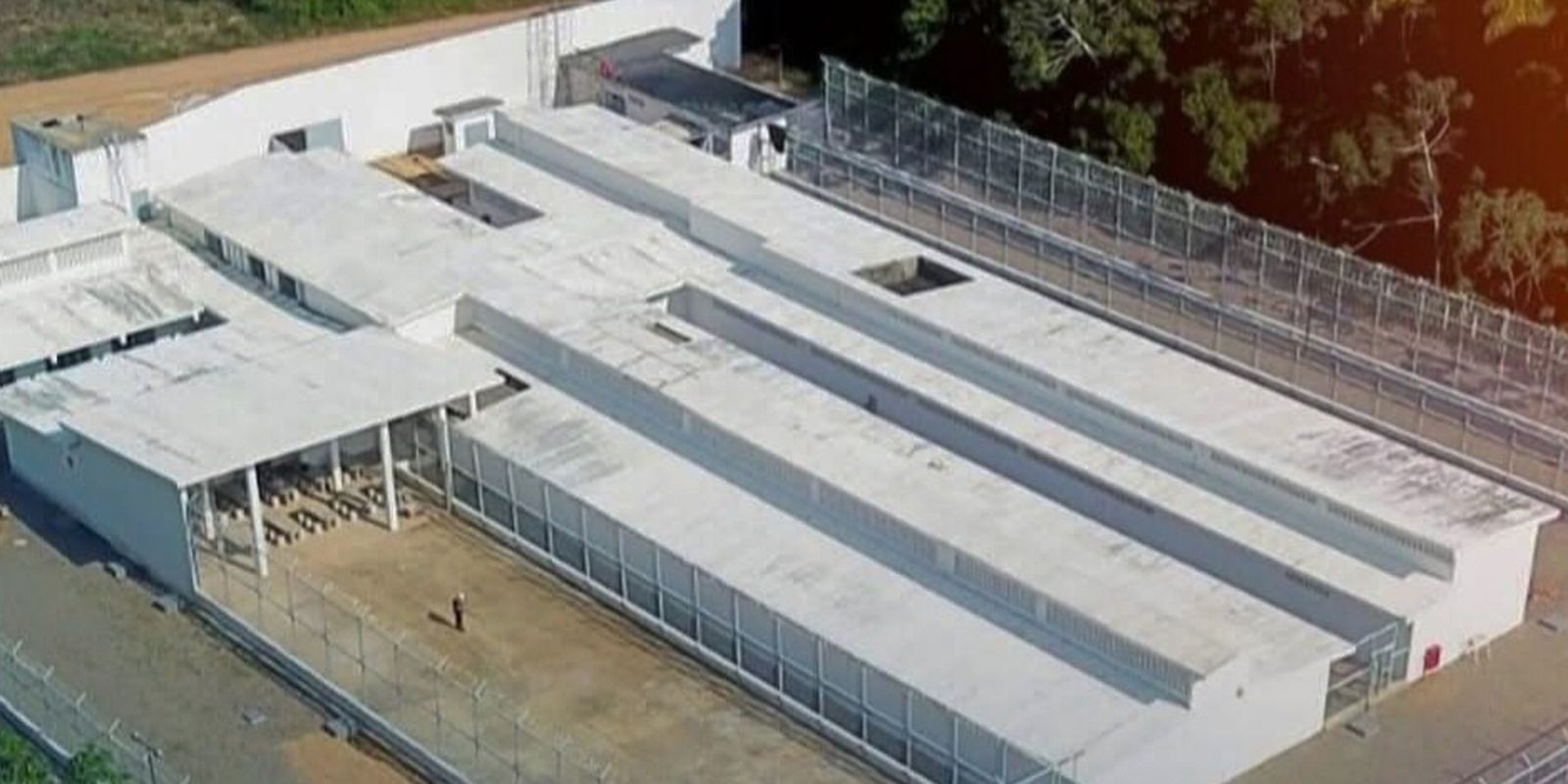 Após fuga, autoridades procuram 12 detentos de prisão em Maués (AM)