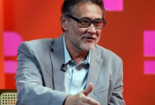 Brasil no Mundo recebe o historiador João Cezar de Castro Rocha