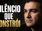 CONSTRUA EM SILÊNCIO. VENÇA EM PÚBLICO