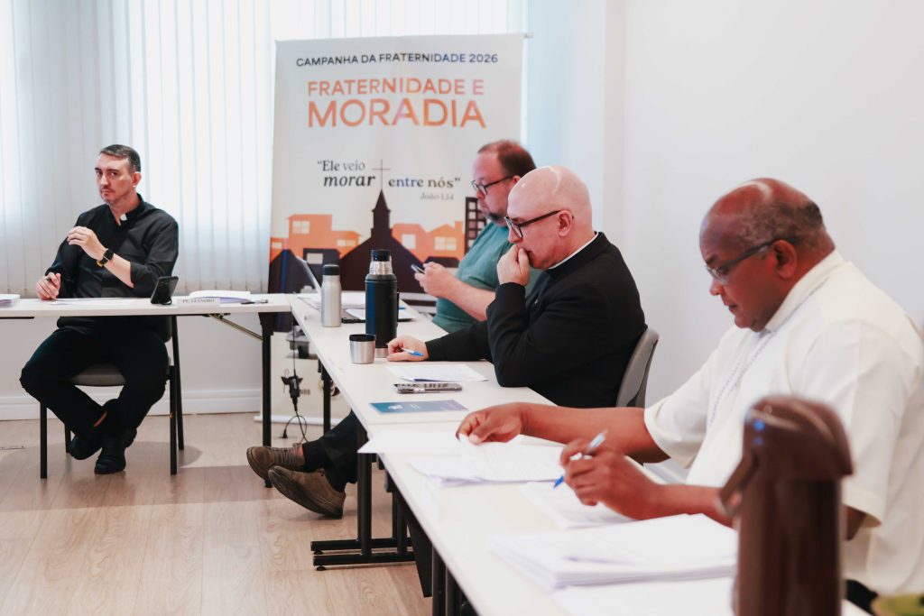 FNS aprova mais de R$ 2,3 milhões para 60 projetos na terceira reunião extraordinária realizada em setembro FNS aprova mais de R$ 2,3 milhões para 60 projetos na terceira reunião extraordinária realizada em setembro