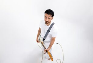 Inquieto, Gustavo Mioto incursiona no rock em disco em que tenta ir além do padrão desgastado da música sertaneja