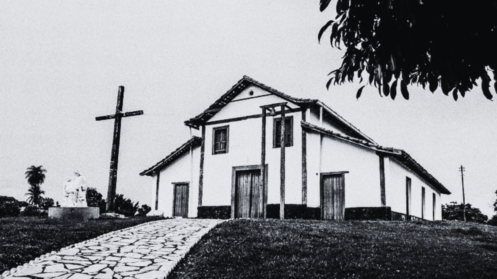 A História Fascinante da Padroeira de Porangatu: Fé, Milagre e Tradição no Descoberto