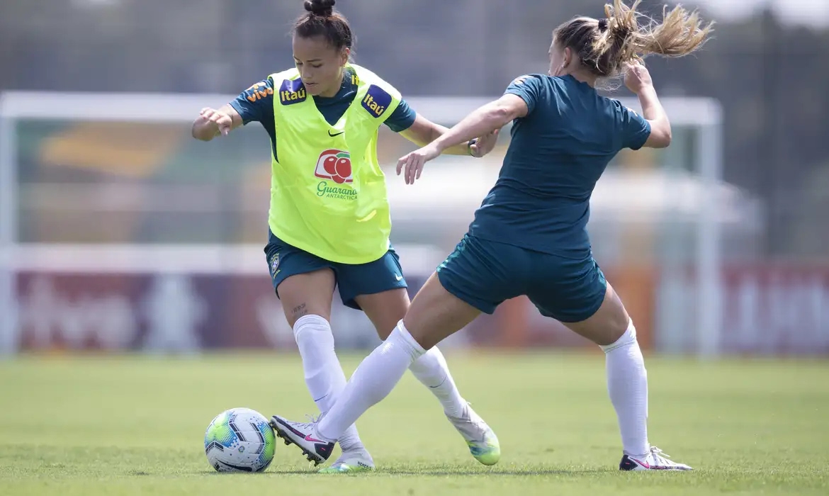 Lei nº 15.522: O Marco Histórico que Torna Obrigatória a Estruturação de Equipes Femininas e Redefine o Futuro do Esporte Nacional Rumo à Copa de 2027 Lei nº 15.522: O Marco Histórico que Torna Obrigatória a Estruturação de Equipes Femininas e Redefine o Futuro do Esporte Nacional Rumo à Copa de 2027