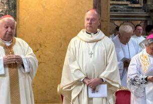 Cardeal Dziwisz abre celebrações dos 45 anos da Fundação Vaticano João Paulo II e pede orações por Leão XIV