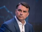 Aliados de Flávio Bolsonaro são avisados de que o senador deixou o Brasil, mas PF e governo argentino não confirmam a saída